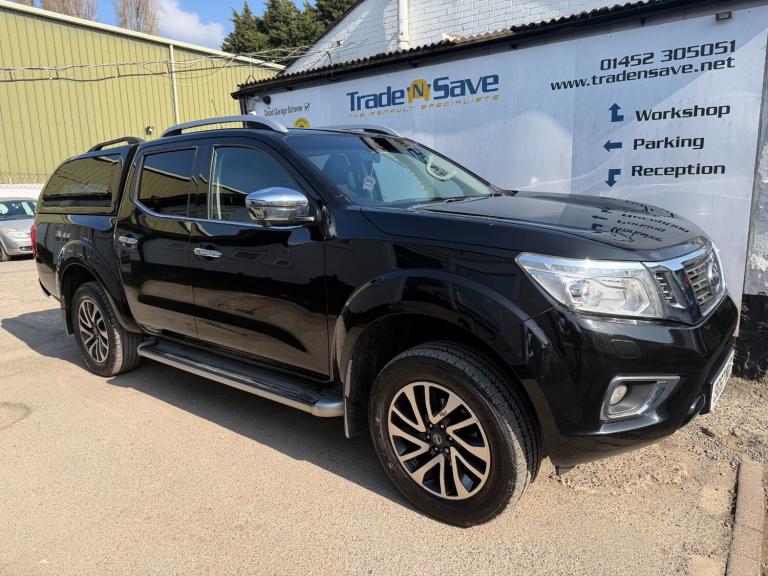 2017 Nissan Navara Double Cab Pick Up Tekna 2.3dCi 190 4WD Auto PICK UP Diesel Automatic
