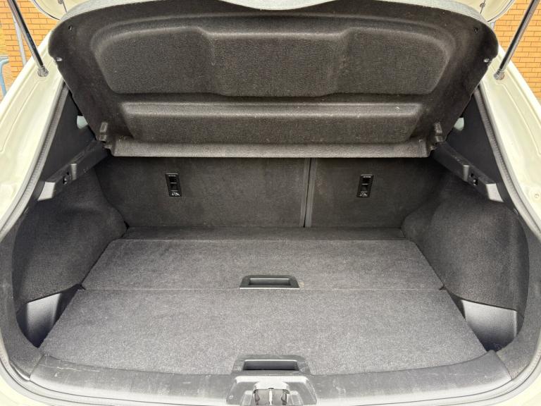 ** GREAT VALUE ** 2018 (68) Nissan Qashqai 1.5 dCi Acenta Premium 5 dr hatchback