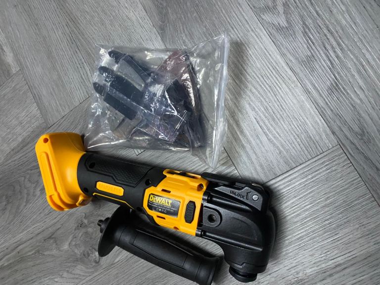 Dewalt oscillating tool 