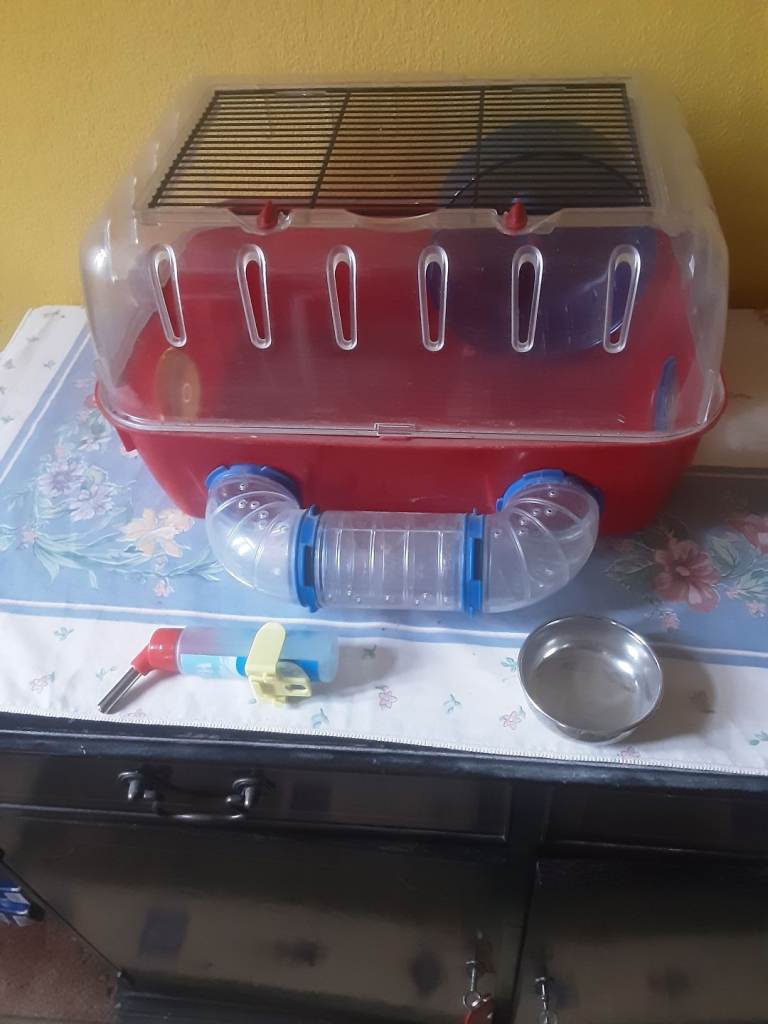 Hamster, mouse  cage .top opening plus accessories. 
