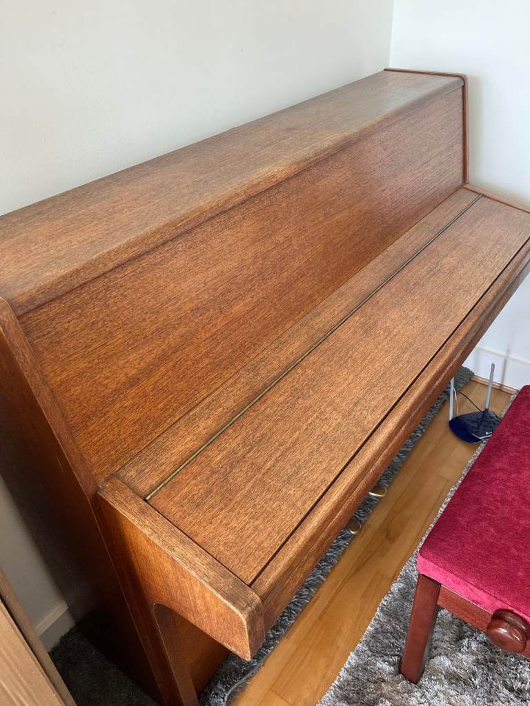 Vintage upright piano Knight K6
