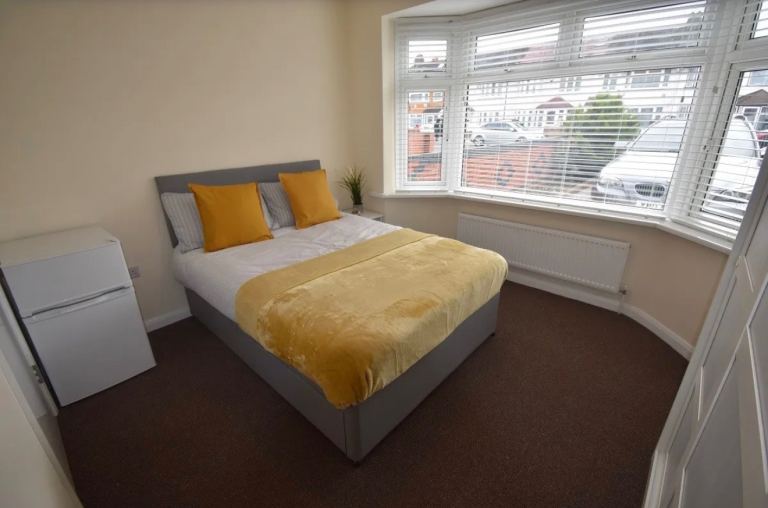 1 Room to rent in Hounslow 