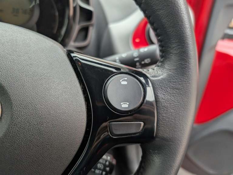 2020 Toyota AYGO 1.0 VVT-i x-trend Hatchback 5dr Petrol Manual Euro 6 (71 ps) - ALLOY, AIR C HATC...