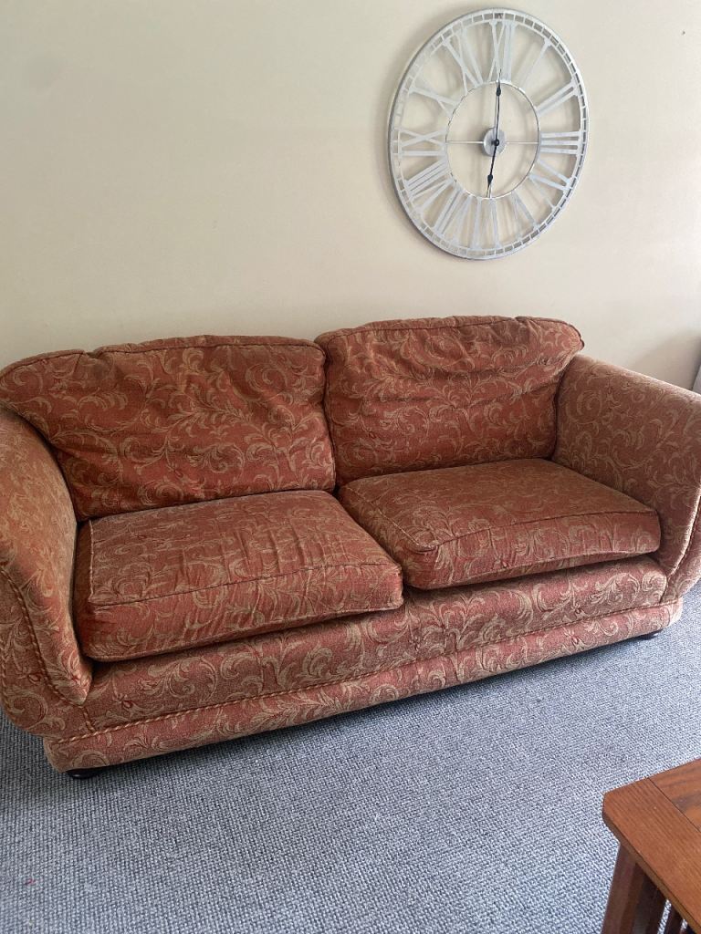 Cosy Red Fabric Sofa – Fair Condition