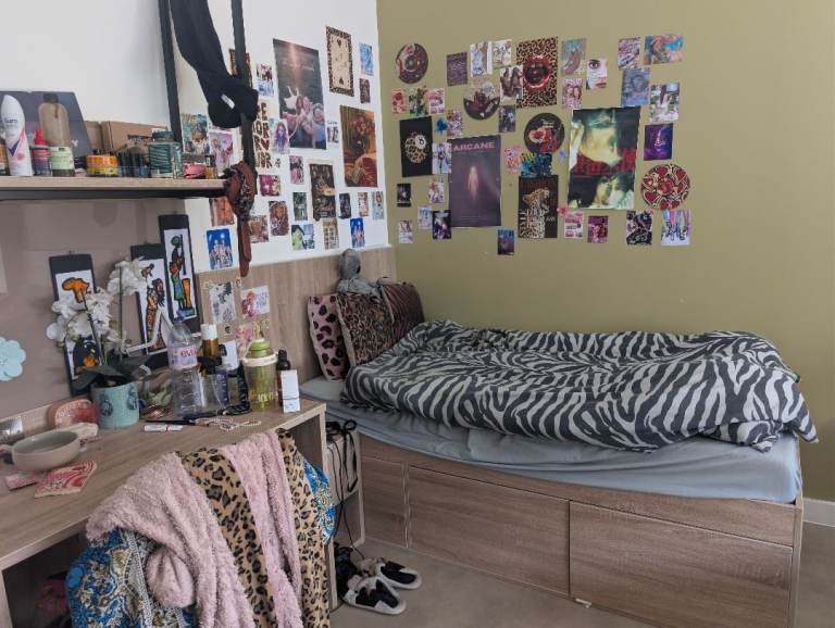 URGENT need takeover student accommodation 