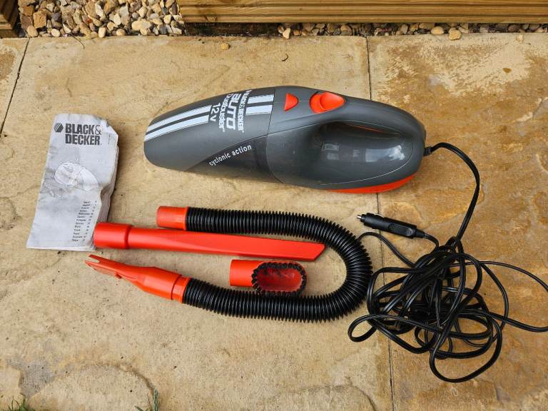 Black+Decker Auto Dustbuster 12V Car Vacuum Cleaner