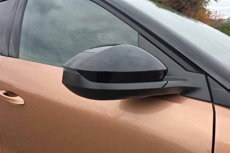 2025 Vauxhall Grandland 1.2 Hybrid [136] Ultimate 5dr e-DCT6 [Pan Roof] HATCHBACK PETROL Automatic