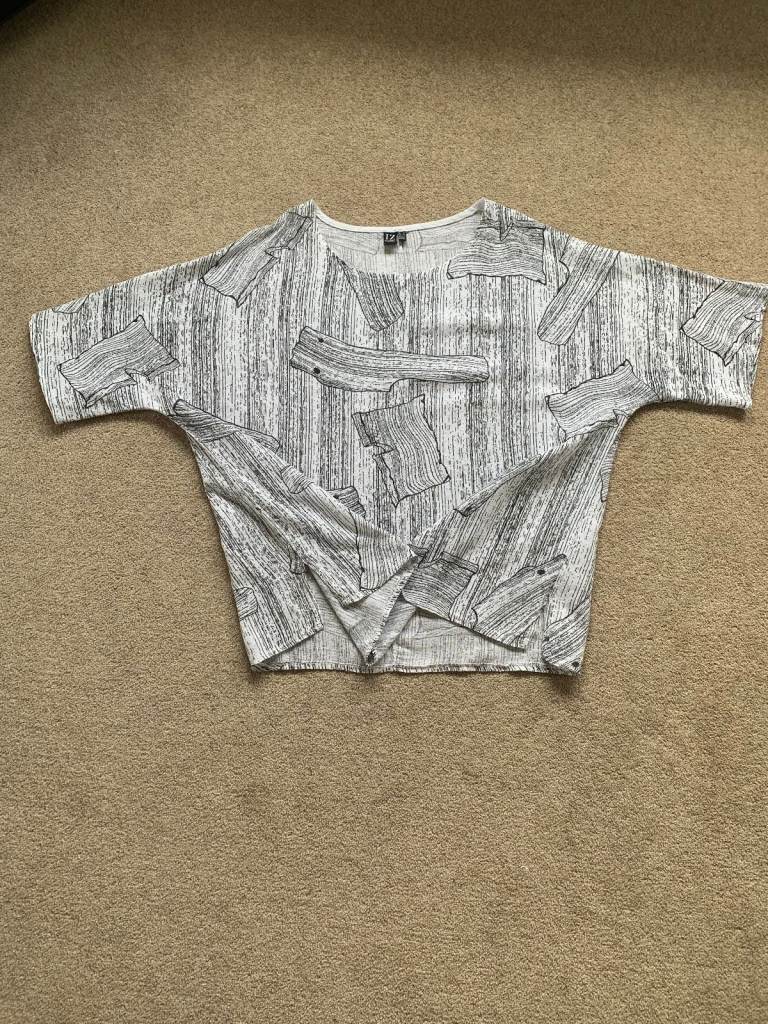 Izabel London Geometric Abstract Print Oversized Top Multi White UK size 12 