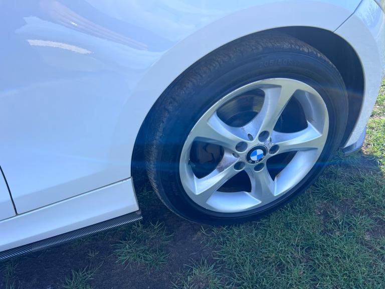 2010 BMW 1 Series 2.0 116i Sport Hatchback 5dr Petrol Steptronic Euro 5 (122 ps)