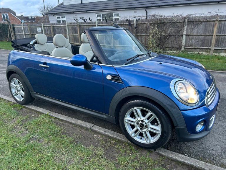 2012 Mini Convertible 1.6 Cooper Convertible  ULEZ FULL LEATHER TRIM 49+Mpg MOT