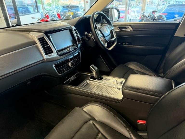  SsangYong Rexton 2.2 Ultimate 5dr Auto Diesel