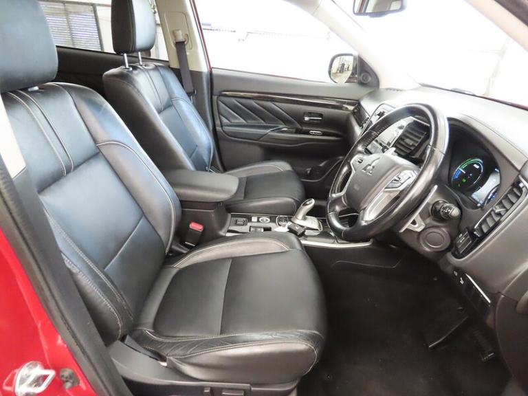 2017 Mitsubishi Outlander h 4h SUV HYBRID Automatic