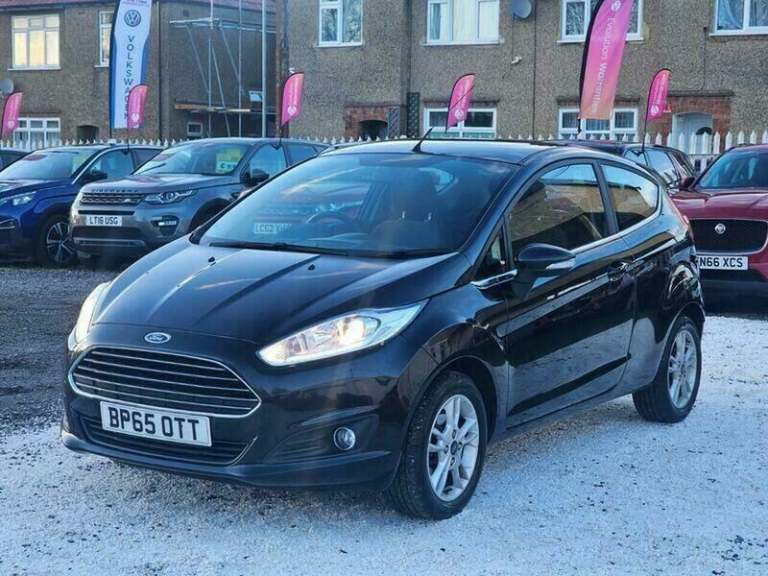 2015 Ford Fiesta 1.25 Zetec Euro 6 3dr HATCHBACK Petrol Manual
