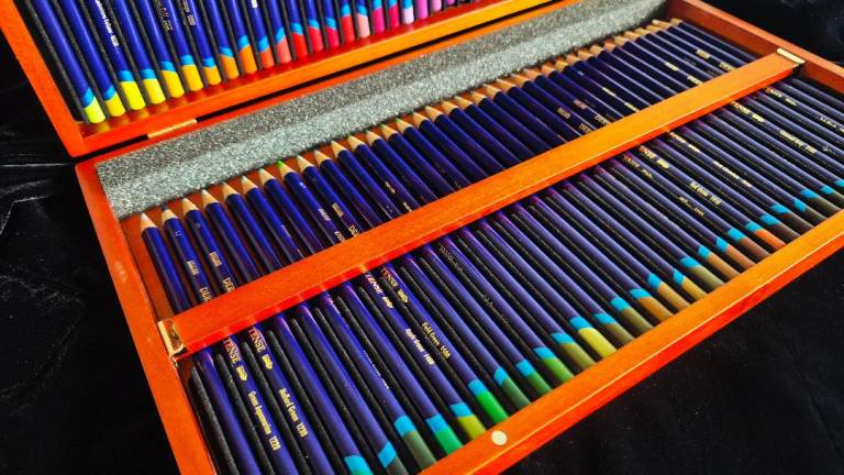 DERWENT Inktense set of 72 pencils