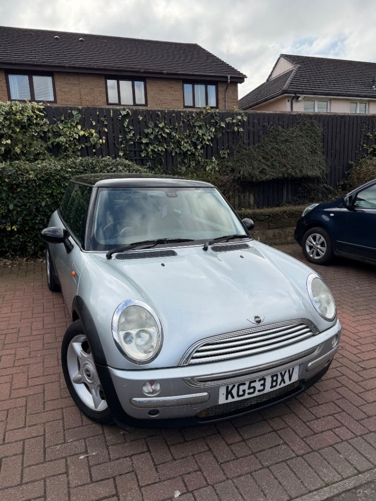 Mini Cooper 1.6 pentrol automatic