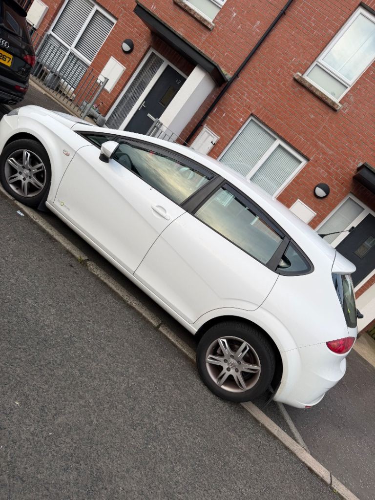 Seat, LEON, Hatchback, 2012, Manual, 1598 (cc), 5 doors