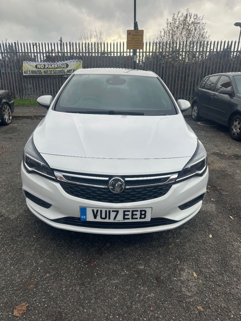 Vauxhall, ASTRA, Hatchback, 2017, Manual, 999 (cc), 5 doors