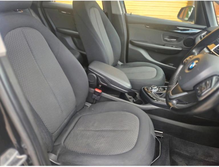 2016 BMW 2 Series 216d SE 5dr [Nav] Step Auto HATCHBACK Diesel Automatic