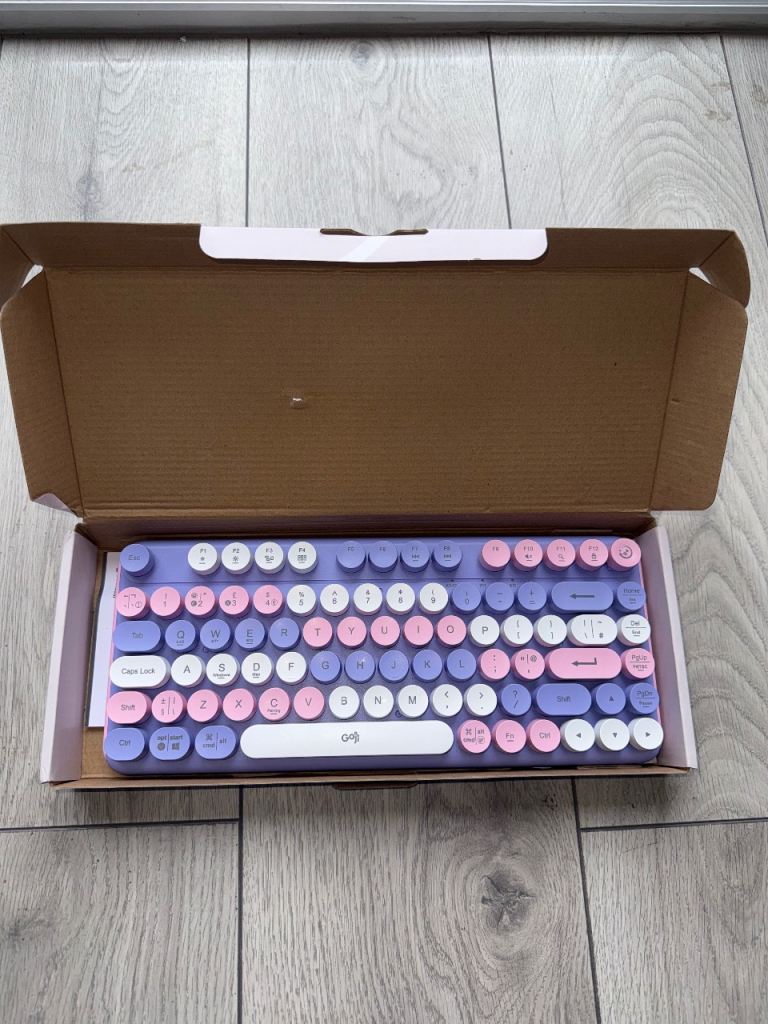 GOJI GKKBPP26 Wireless Keyboard – Purple & Pink, Brand New