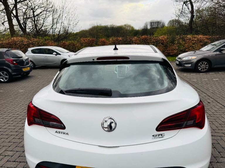 2013  VAUXHALL ASTRA GTC 1.4 T SPORT 140 SRI Coupe  PETROL - 68,000 MILES -  MOT- APRIL 2027 