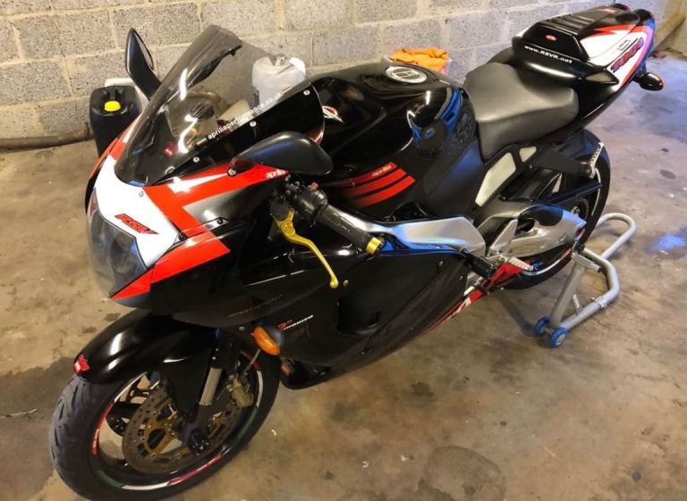 Aprilia, RSV, 2004, 1000 (cc)