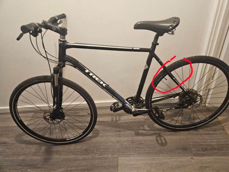 Trek 8.3 ds hybrid bike XL