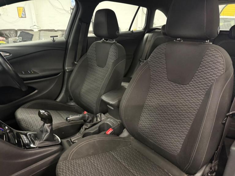 2017 Vauxhall Astra 1.4i Turbo SRi Sports Tourer Euro 6 5dr ESTATE Petrol Manual