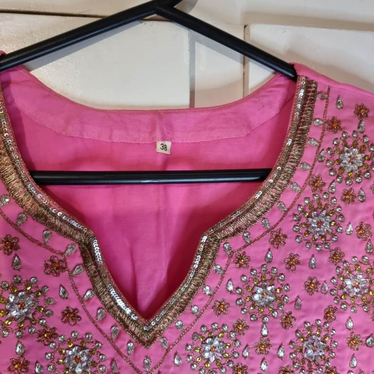 New.Baby Pink with gold embroidery kurti with heavy salwar. Asian dress wedding party.  
