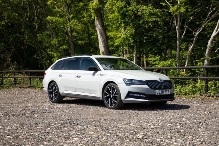 2020 Skoda Superb 1.4 TSI iV 13kWh SportLine Plus Estate 5dr Petrol Plug-in Hybrid DSG Euro 6 Est...