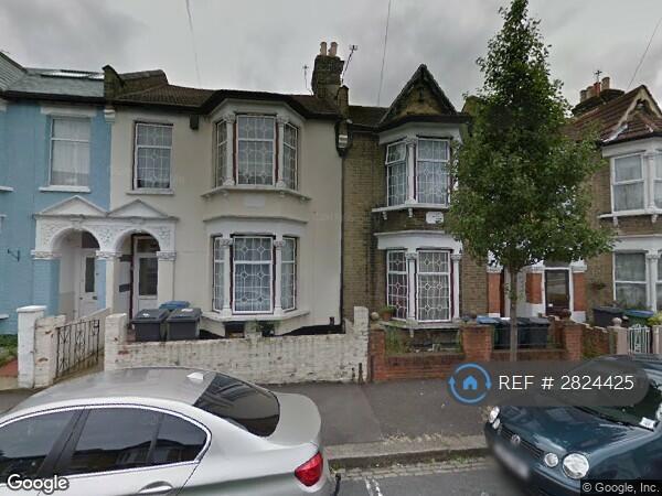 Studio flat in Walthamstow, London, E17 (#2824425)