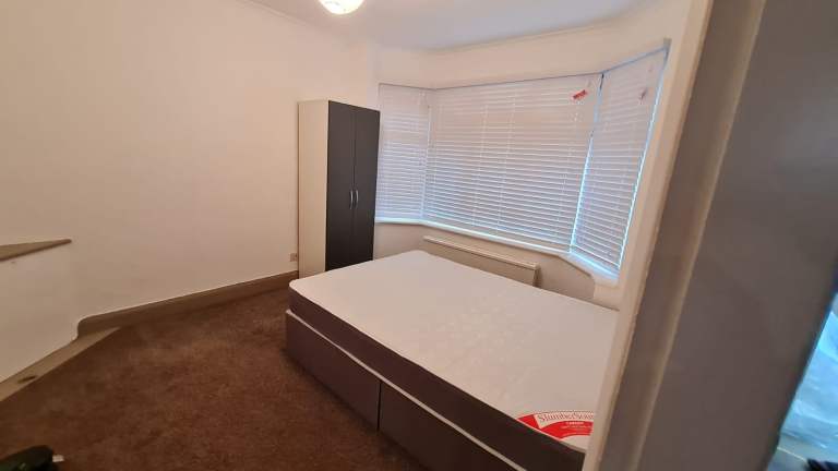 🏡 ROOM TO LET – PERRY BARR,B42, – £500 PCM  