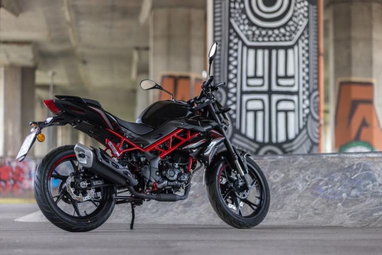 Benelli BN125cc Naked Motorcycle Learner Legal Commuter For Sale Best 125cc