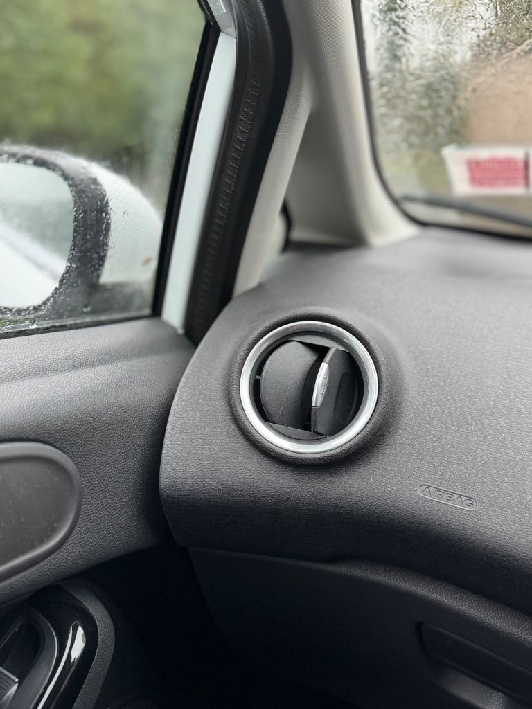 Ford, FIESTA, Hatchback, 2016, Manual, 1241 (cc), 5 doors