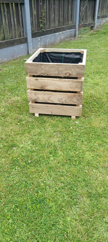 Larger  planters/ tree planters,Heywood,bury,Rochdale