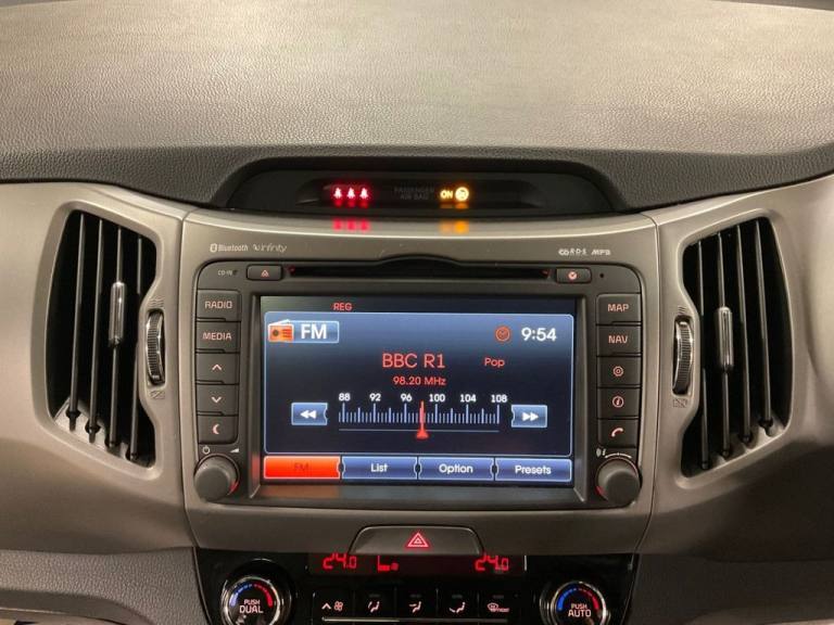 2014 Kia Sportage 1.7 CRDi EcoDynamics 3 SUV 5dr Diesel Manual 2WD Euro 5 (s/s) (114 bhp) ESTATE ...