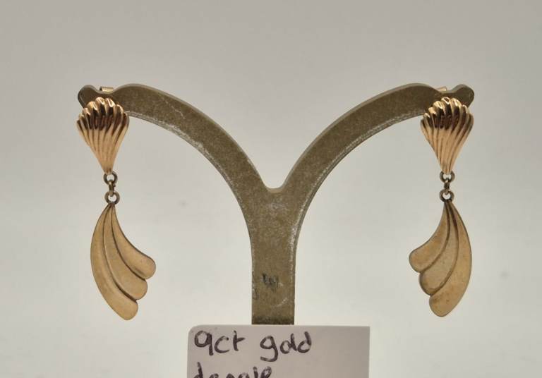 Vintage 9ct yellow gold dangle earrings