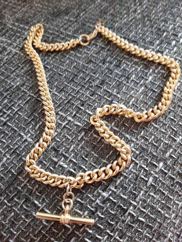 Chunky Gold Chain Necklace with T-Bar Clasp