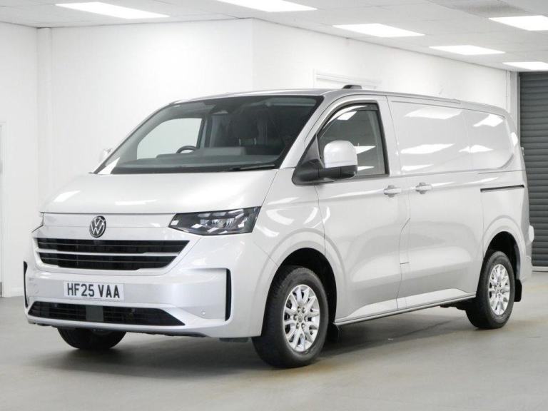 2025 VW TRANSPORTER T28 2.0 TDI 150 BMT SWB COMMERCE PRO NEW SHAPE ( NO VAT )
