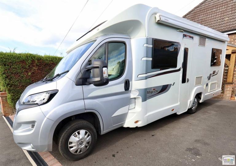 Elddis Majestic 255