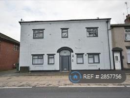 Studio flat in Oldham Road, Rochdale, OL16 (#2857756)