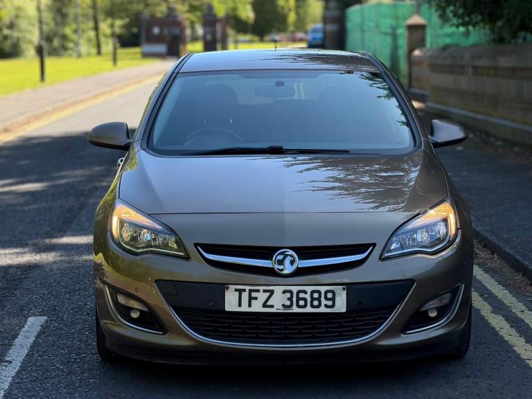 Vauxhall Astra 2.0Diesel (Automatic) 162BHP  123K Miles 10 Months Mot 2014 Model
