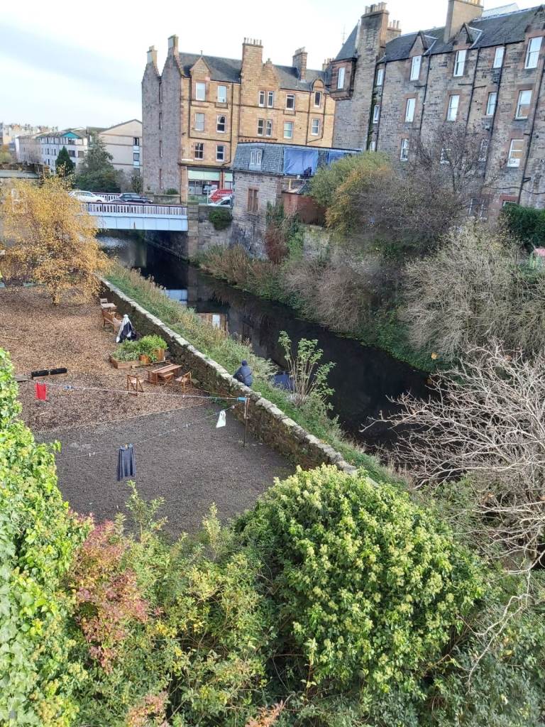 Flat to Rent in Polwarth, Edinburgh