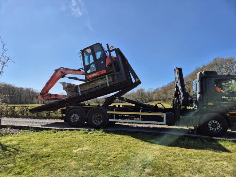 Mercedes-Benz Axor [Phone number removed]ton hook loader crane lorry Manaul 