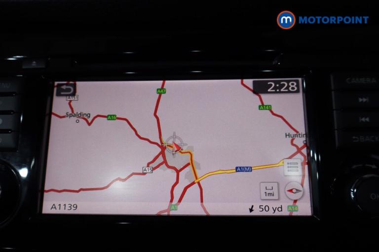 2020 Nissan Qashqai 1.3 DiG-T N-Connecta 5dr [Glass Roof Pack] SUV Petrol Manual