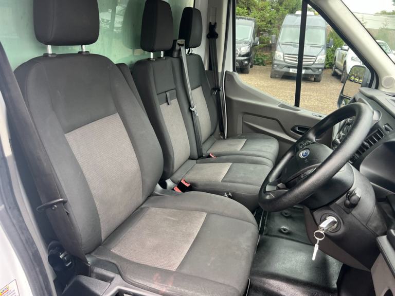 2021 Ford Transit 350 LEADER LUTON ECOBLUE Luton Van Diesel Manual