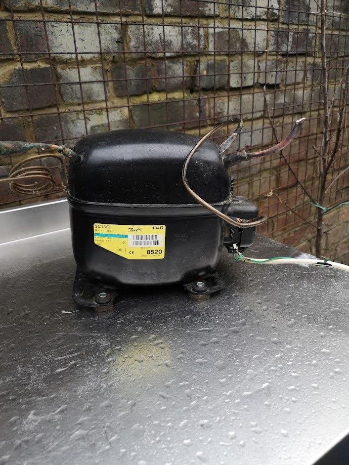 Danfoss SC15G Fridge compressor 8520 on R134a  1/2HP.