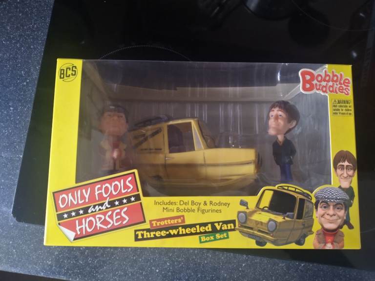 Collectible only fools and horses bobble head three wheel van set