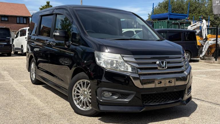 2013 HONDA STEPWAGON Spada 2.0 Cool Spirit Black 8 Seat Both Power Sliding Door