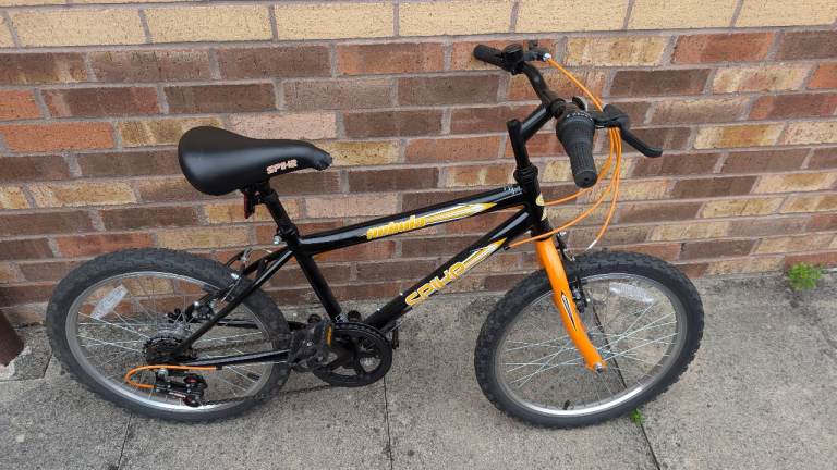 Spike 20 inch Wheel Size Kids Mountain Bike - Black and Orange