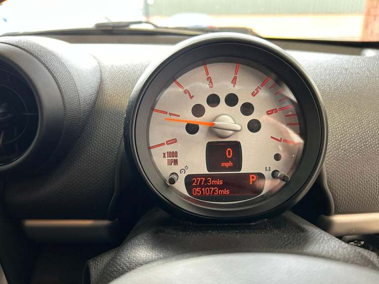 MINI COUNTRYMAN 2.0 Cooper D ALL4 Countryman Auto 2013